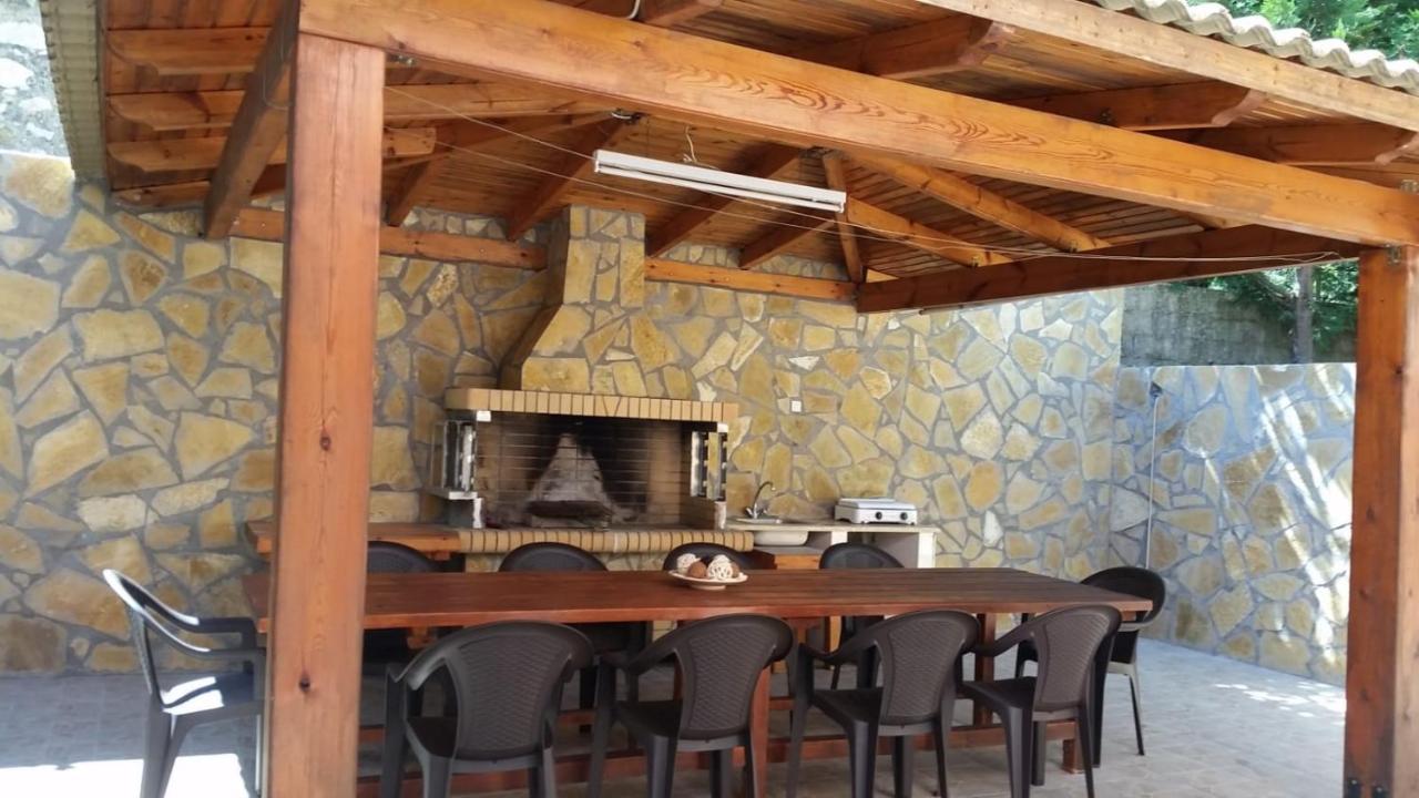 Villa Korakádes エクステリア 写真